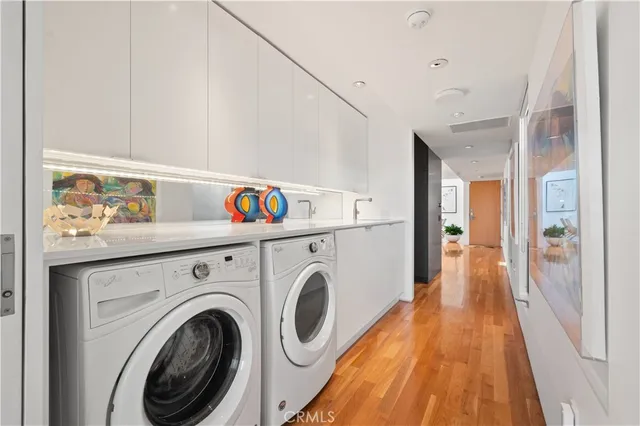 $1,750,000 | 34 South Venice Boulevard, Unit 2, Venice, CA 90291