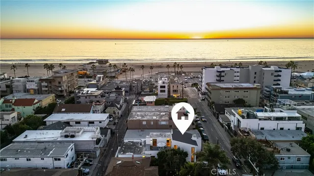 $1,750,000 | 34 South Venice Boulevard, Unit 2, Venice, CA 90291