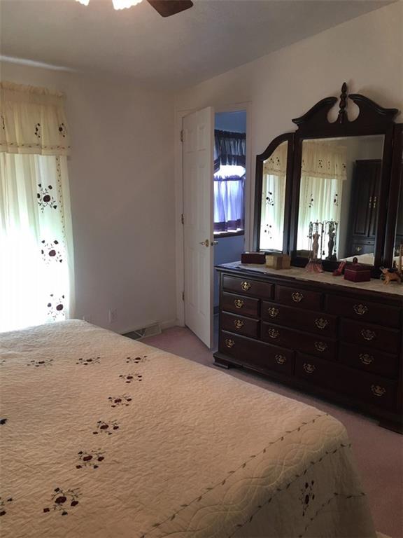 92 Coraopolis Road Coraopolis, PA 15108 - Photo 15 of 24 Gallery Image 15