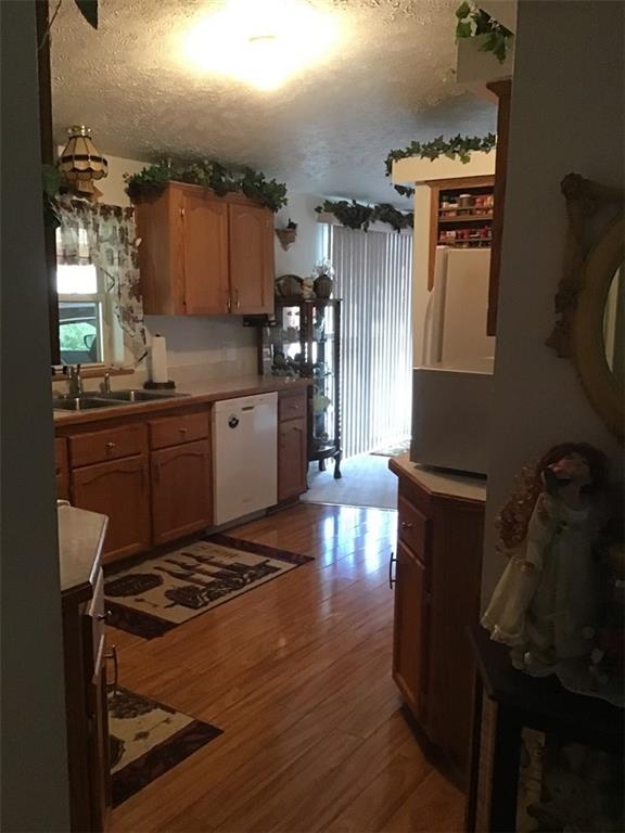 92 Coraopolis Road Coraopolis, PA 15108 - Photo 8 of 24 Gallery Image 8