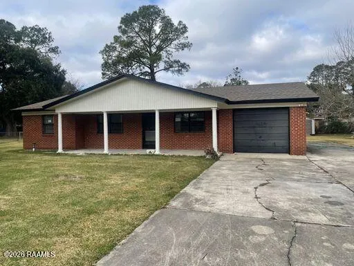 $1,595 | 211 San Jose Street, New Iberia, LA 70563