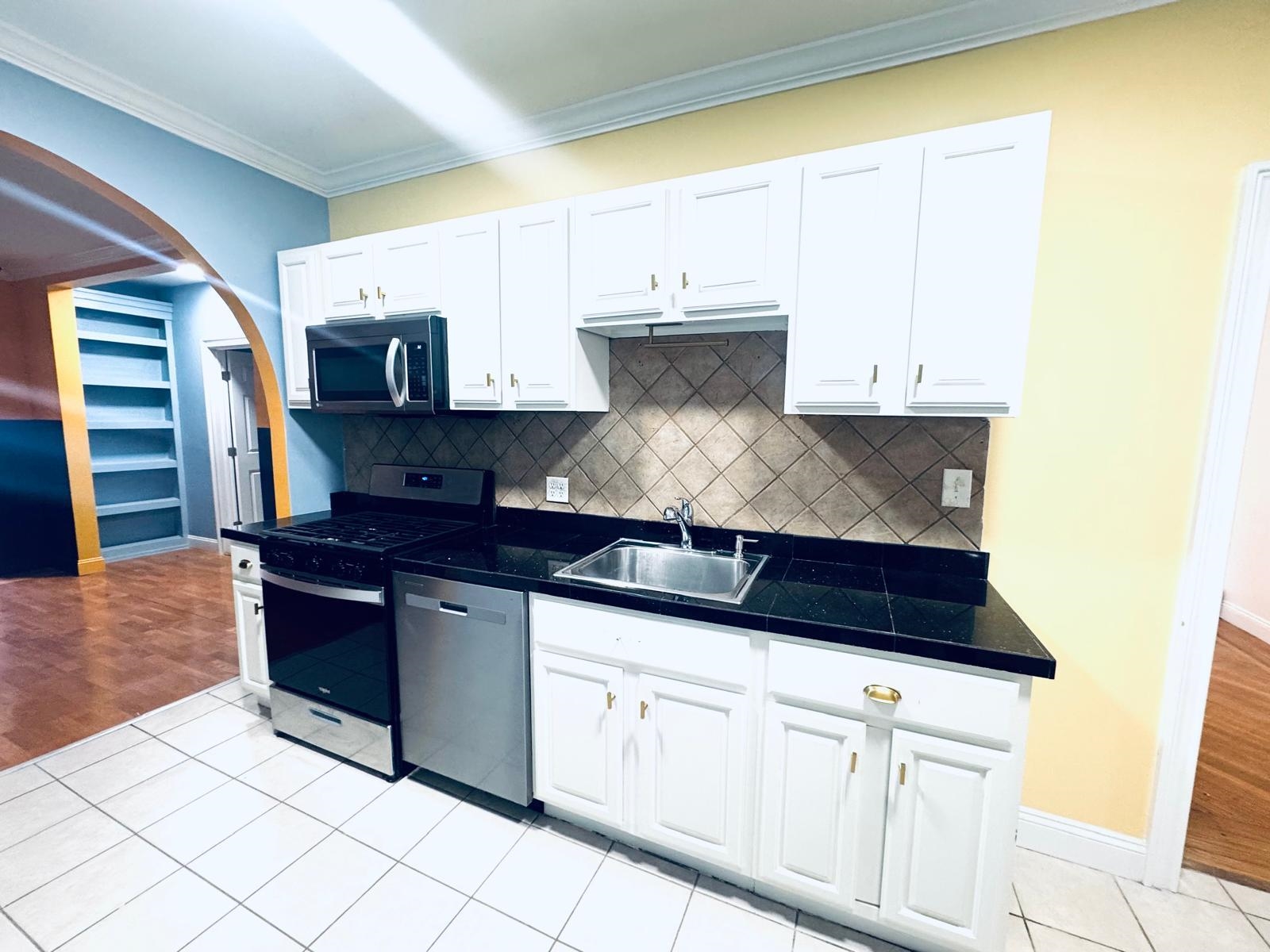 63 Van Reypen Street, Unit 1 Jersey City, NJ 07306 - Photo 14 of 21
