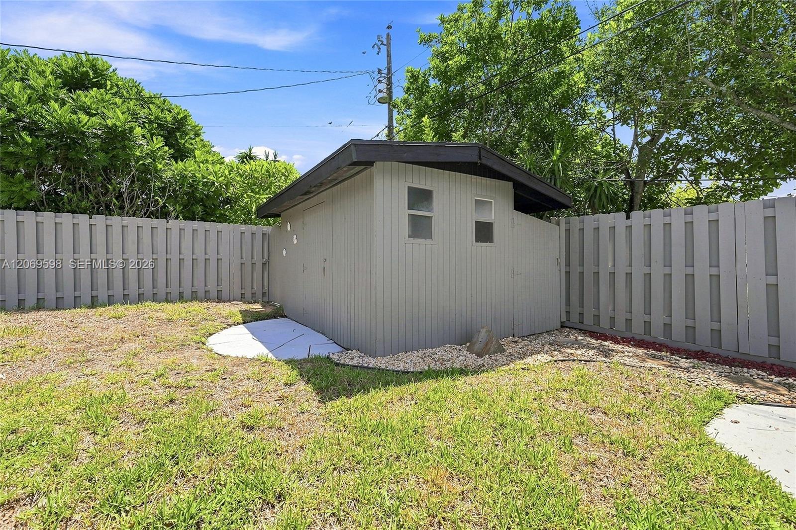 450 Southwest 1st Street Boca Raton, FL 33432 - Photo 37 of 42 Gallery Image 37