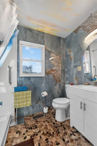 $339,000 | 28 South Patrick Road, Fayetteville, TN 37334