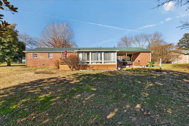 $339,000 | 28 South Patrick Road, Fayetteville, TN 37334
