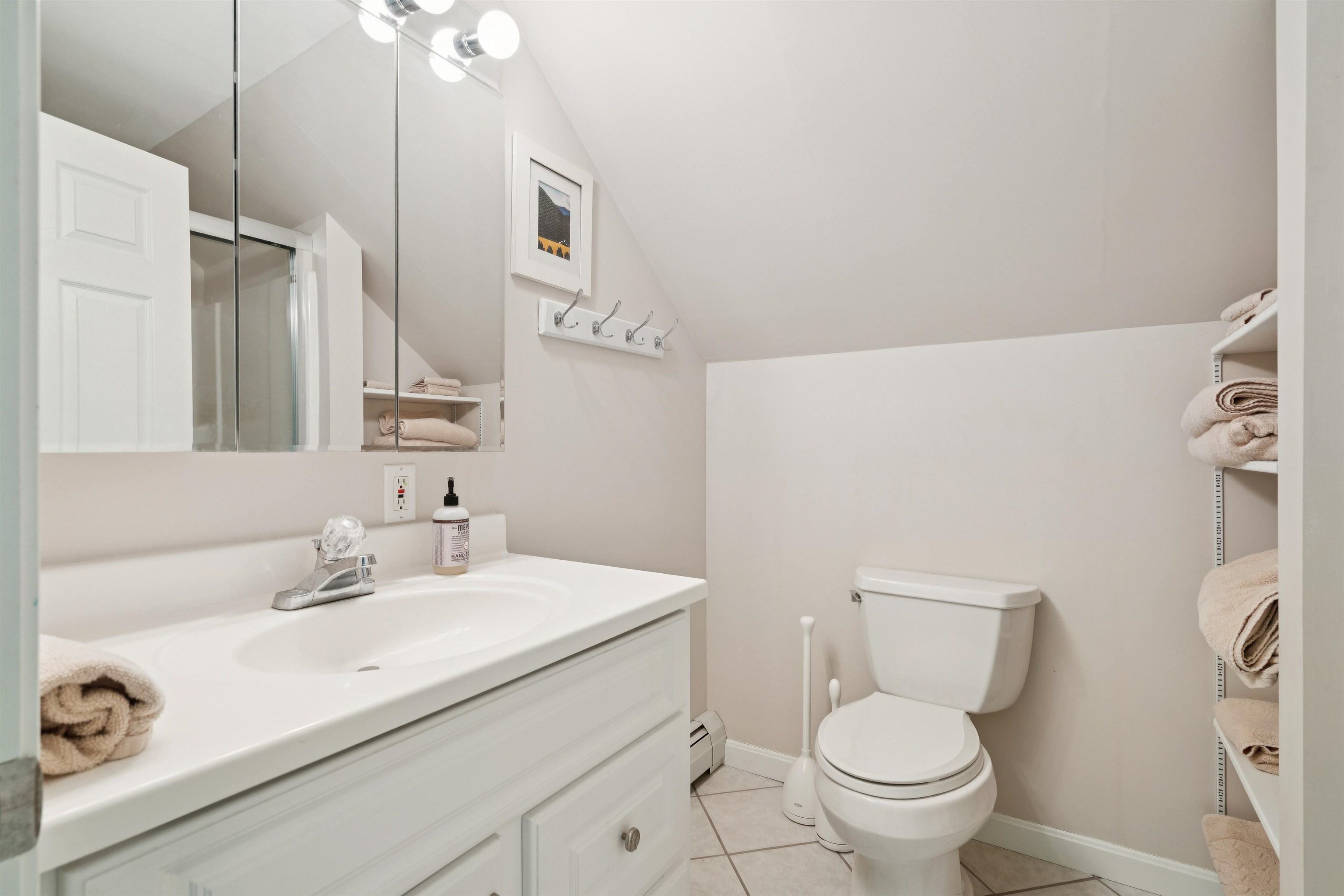 1130 Safford Road Hartford, VT 05059 - Photo 32 of 43 Gallery Image 32