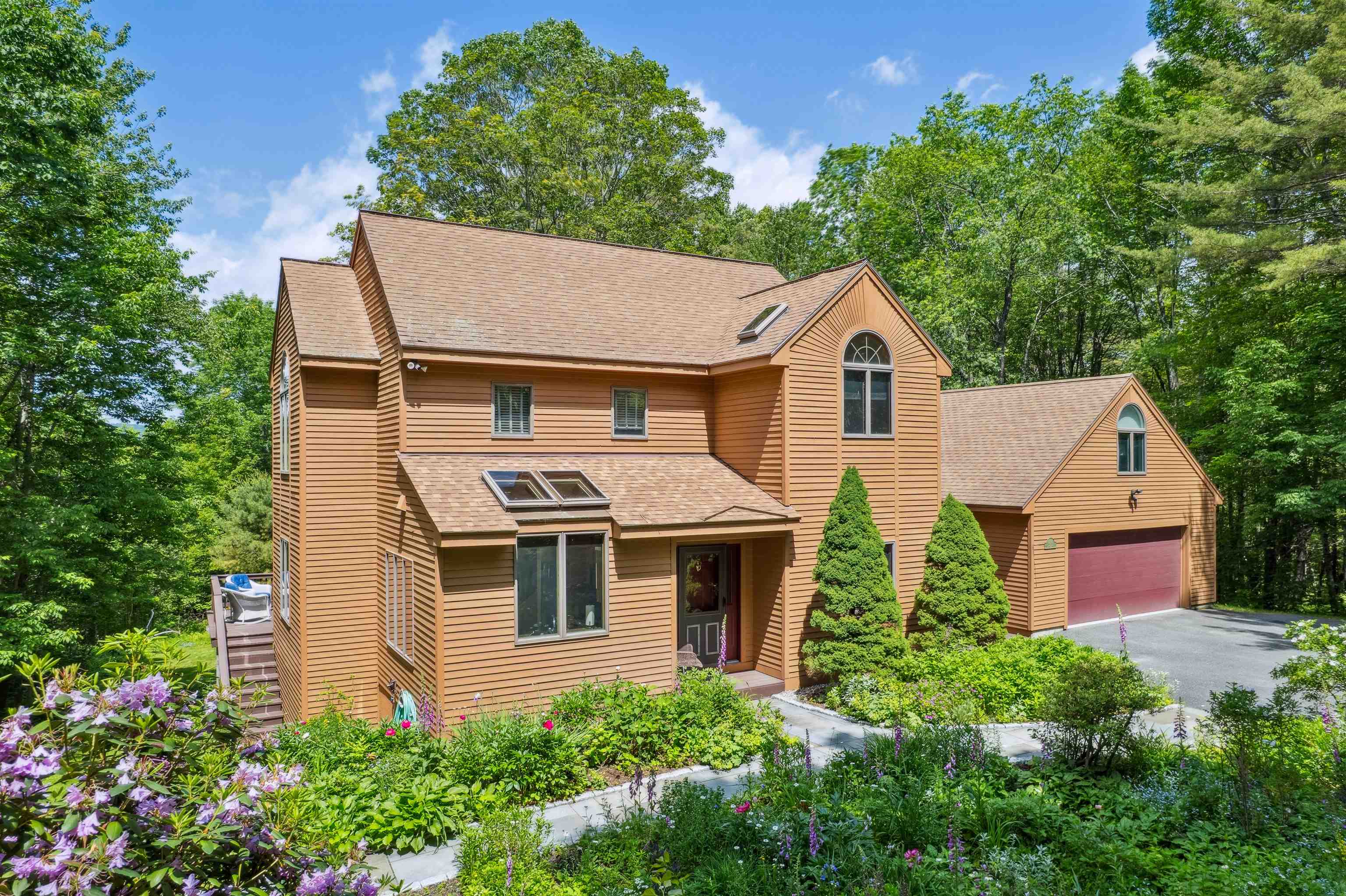 1130 Safford Road Hartford, VT 05059 - Photo 8 of 43 Gallery Image 8
