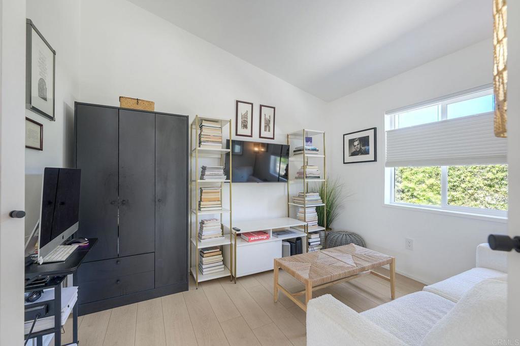 6503 Friendly Place Carlsbad, CA 92011 - Photo 19 of 43