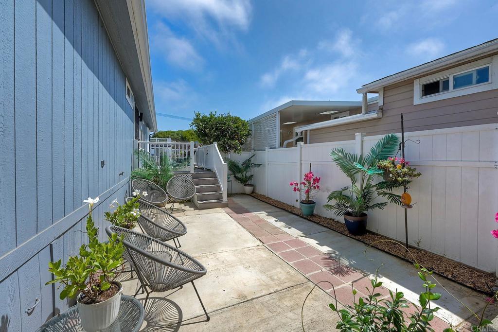 6503 Friendly Place Carlsbad, CA 92011 - Photo 33 of 43