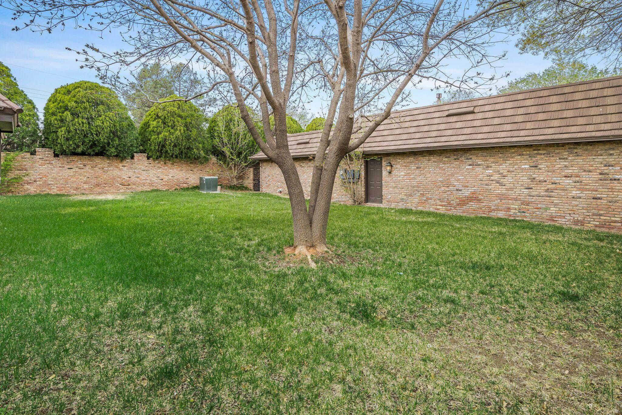 1 Quadrille Amarillo, TX 79106 - Photo 3 of 28 1 Quadrille 03