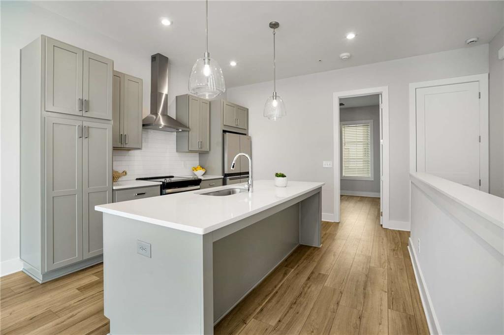1293 Longreen Terrace Northwest, Unit 4 Atlanta, GA 30318 - Photo 7 of 32