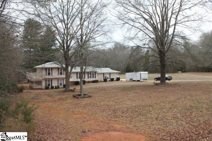 232 Berry Road Pelzer, SC 29669 - Photo 2 of 28