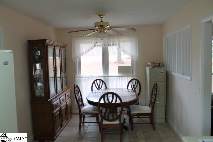 232 Berry Road Pelzer, SC 29669 - Photo 13 of 28