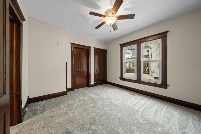 $1,950 | 208 West Chestnut Street, Burlington, WI 53105