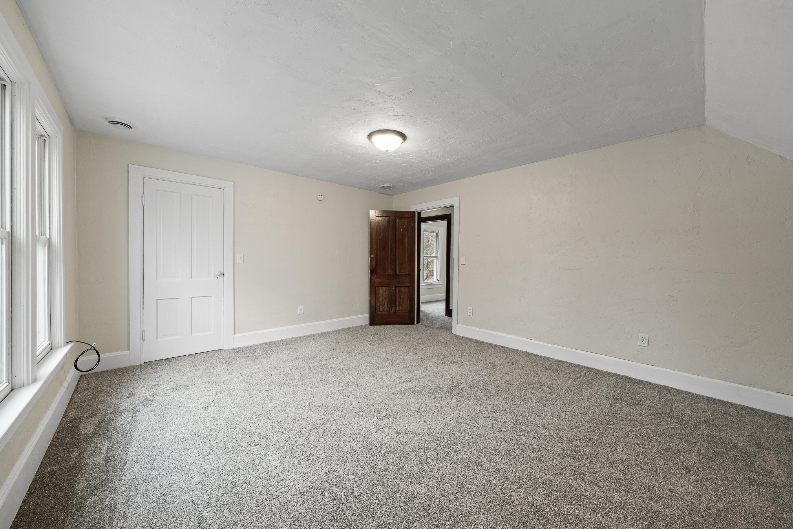 208 West Chestnut Street Burlington, WI 53105 - Photo 24 of 41 Bedroom #2 - upper