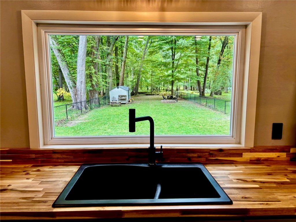 129 Bastian Road Rochester, NY 14623 - Photo 13 of 37 Gallery Image 13