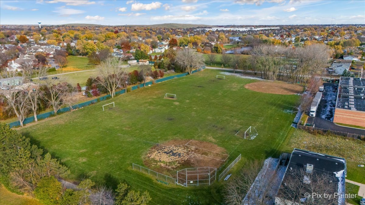 445 Cromwell Circle, Unit 3 Bartlett, IL 60103 - Photo 35 of 37 a view of a city