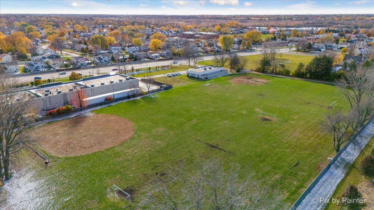 445 Cromwell Circle, Unit 3 Bartlett, IL 60103 - Photo 37 of 37 a view of a city