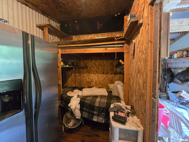 $950,000 | 1489 East 273rd Lane, Clayton, IL 62324