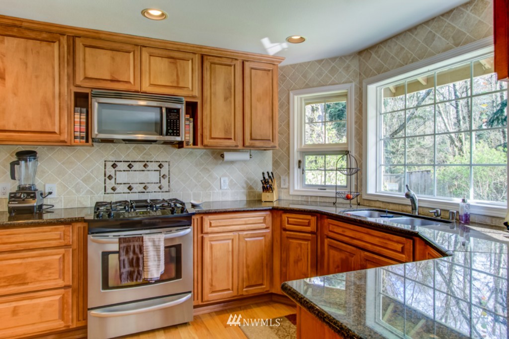 1932 Norma Road Northeast Tacoma, WA 98422 - Photo 8 of 25