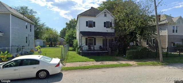 $13,500 | 1628 Gaty Avenue, East St. Louis, IL 62205
