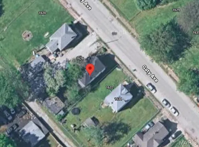 $13,500 | 1628 Gaty Avenue, East St. Louis, IL 62205