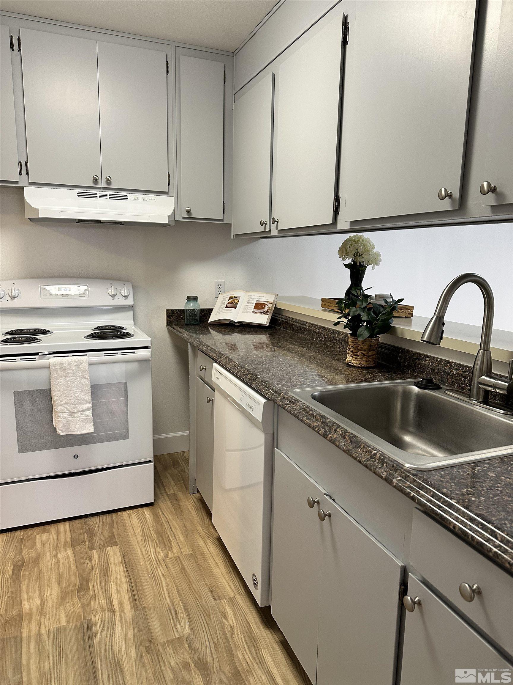2750 Plumas Street, Unit 122 Reno, NV 89509 - Photo 4 of 17 Photo 4