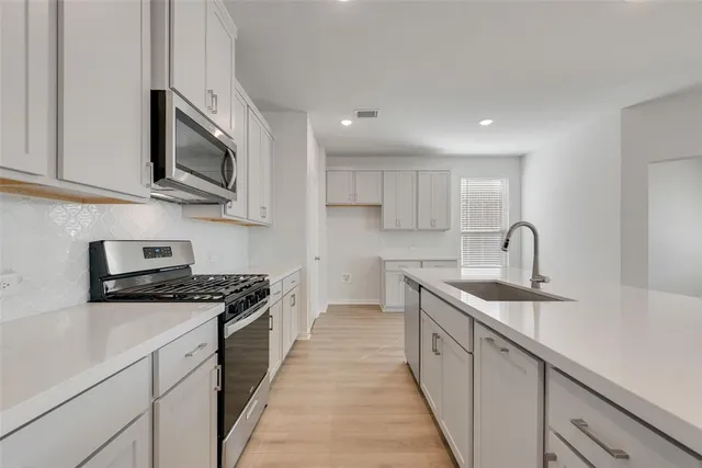 $318,690 | 1128 Redcoat Drive, Forney, TX 75126