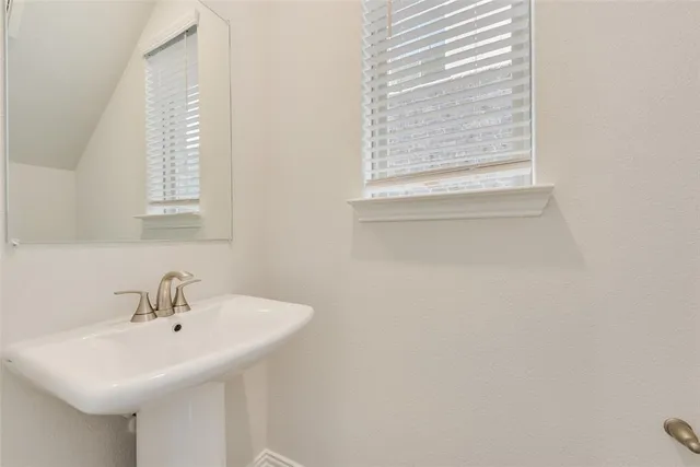 $318,690 | 1128 Redcoat Drive, Forney, TX 75126