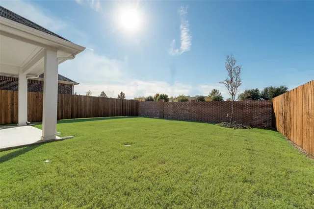 $318,690 | 1128 Redcoat Drive, Forney, TX 75126