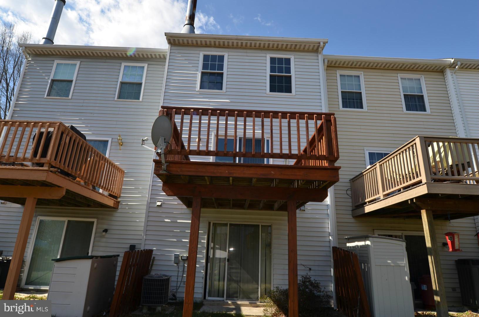 6930 Rockfield Road Baltimore, MD 21244 - Photo 3 of 14 Exterior (Rear)