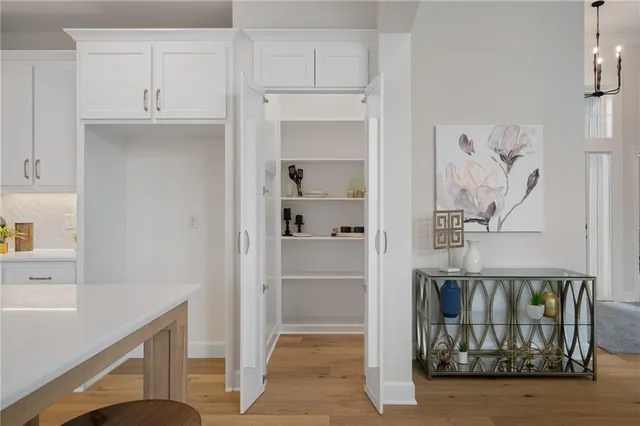 $709,950 | 17405 Parkhill Street, Overland Park, KS 66221