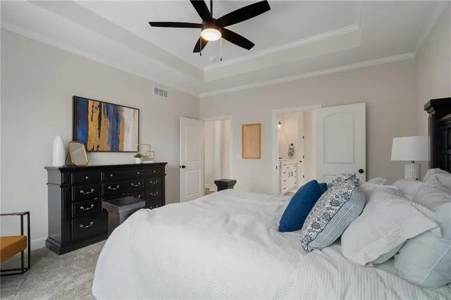 $709,950 | 17405 Parkhill Street, Overland Park, KS 66221