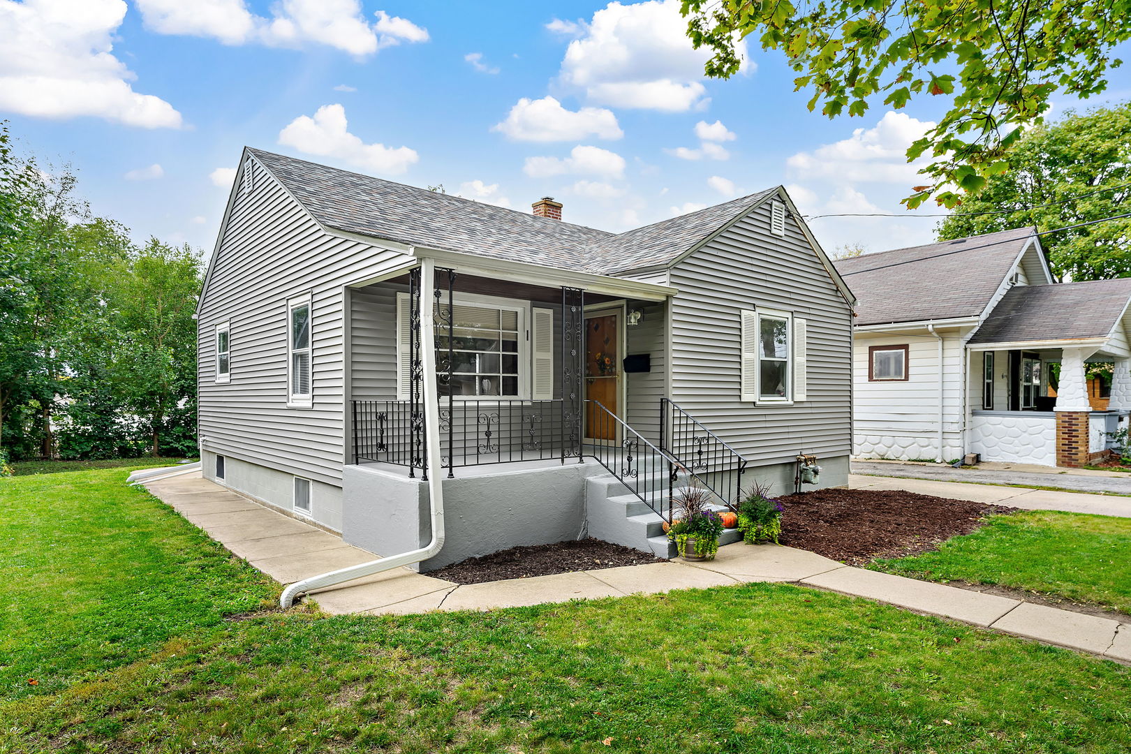 701 Rural Street Aurora, IL 60505 - Photo 1 of 19 Gallery Image 1