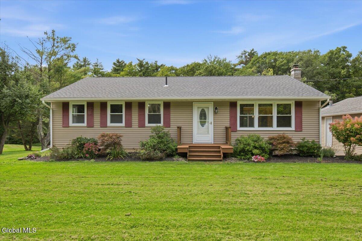 405 Starr Road Ravena, NY 12143 - Photo 6 of 38 08-001_MW2_6418