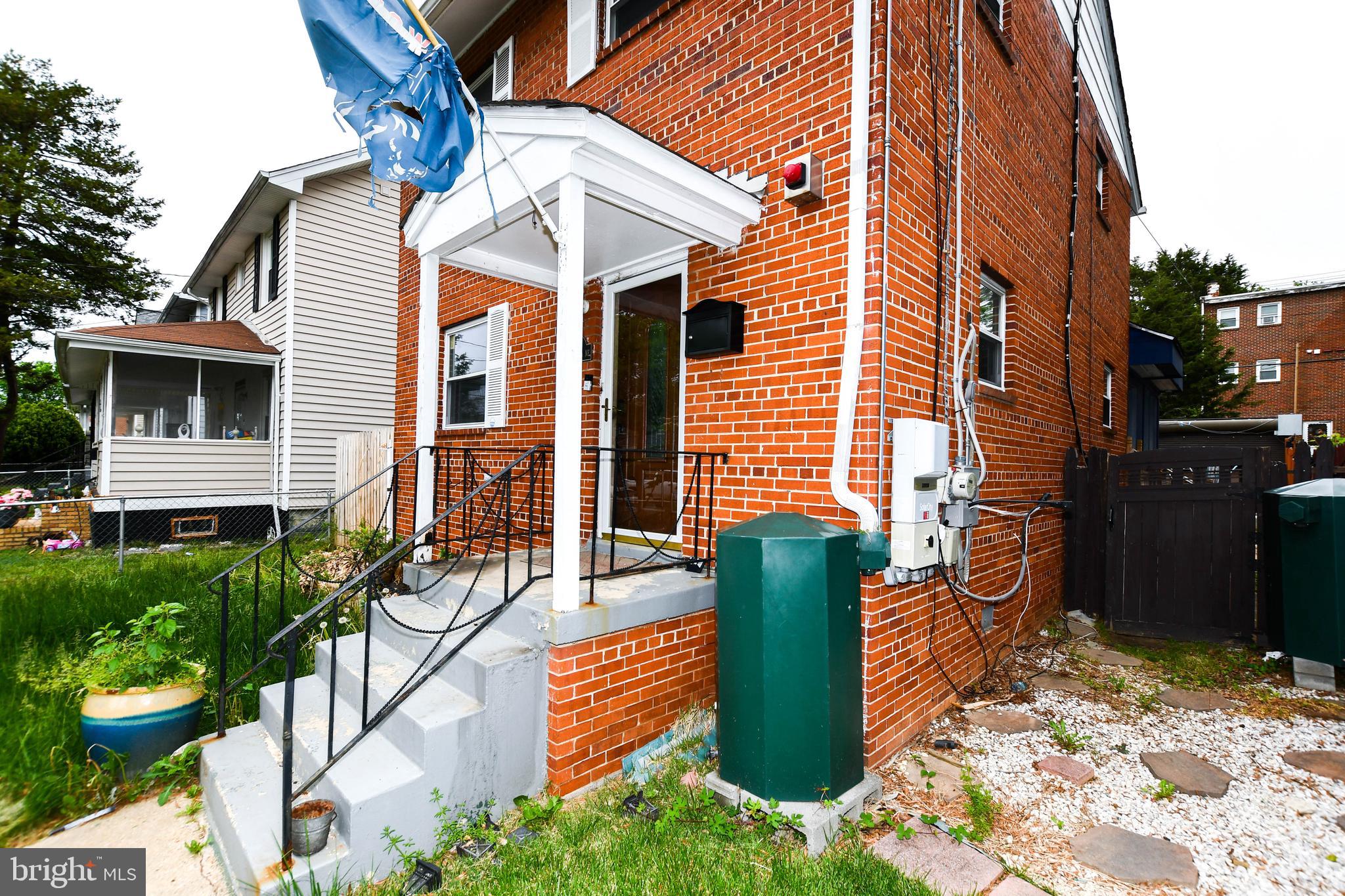 19 Anacostia Road Northeast Washington, DC 20019 - Photo 5 of 34