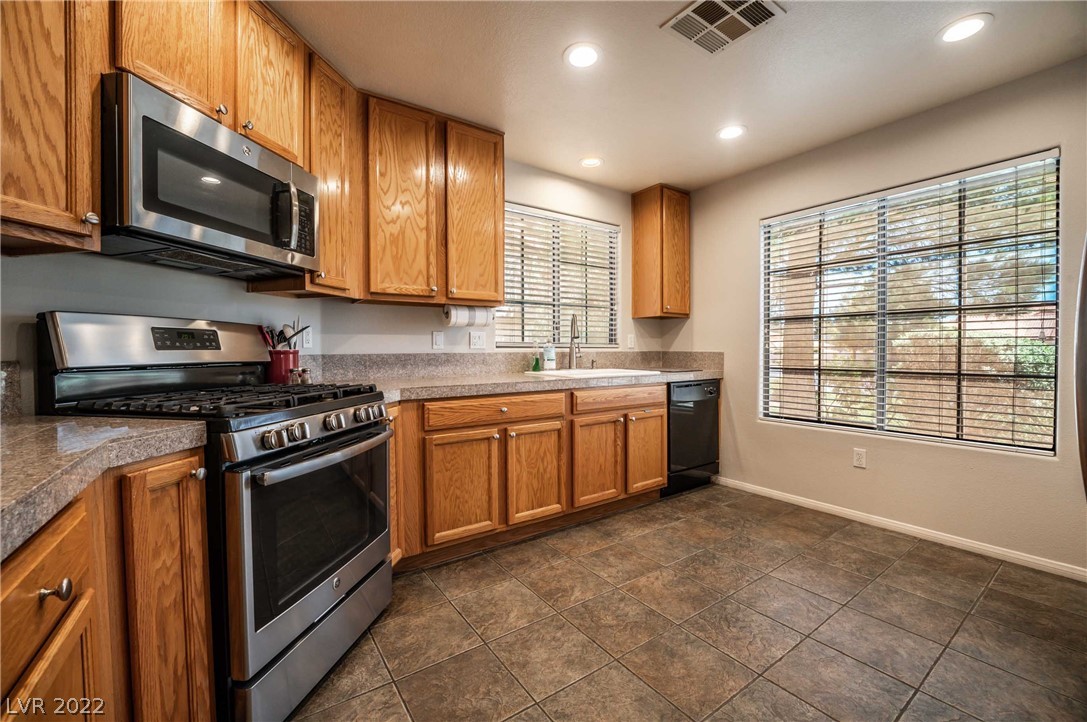 7315 Camrose Ridge Place, Unit 104 Las Vegas, NV 89149 - Photo 11 of 50