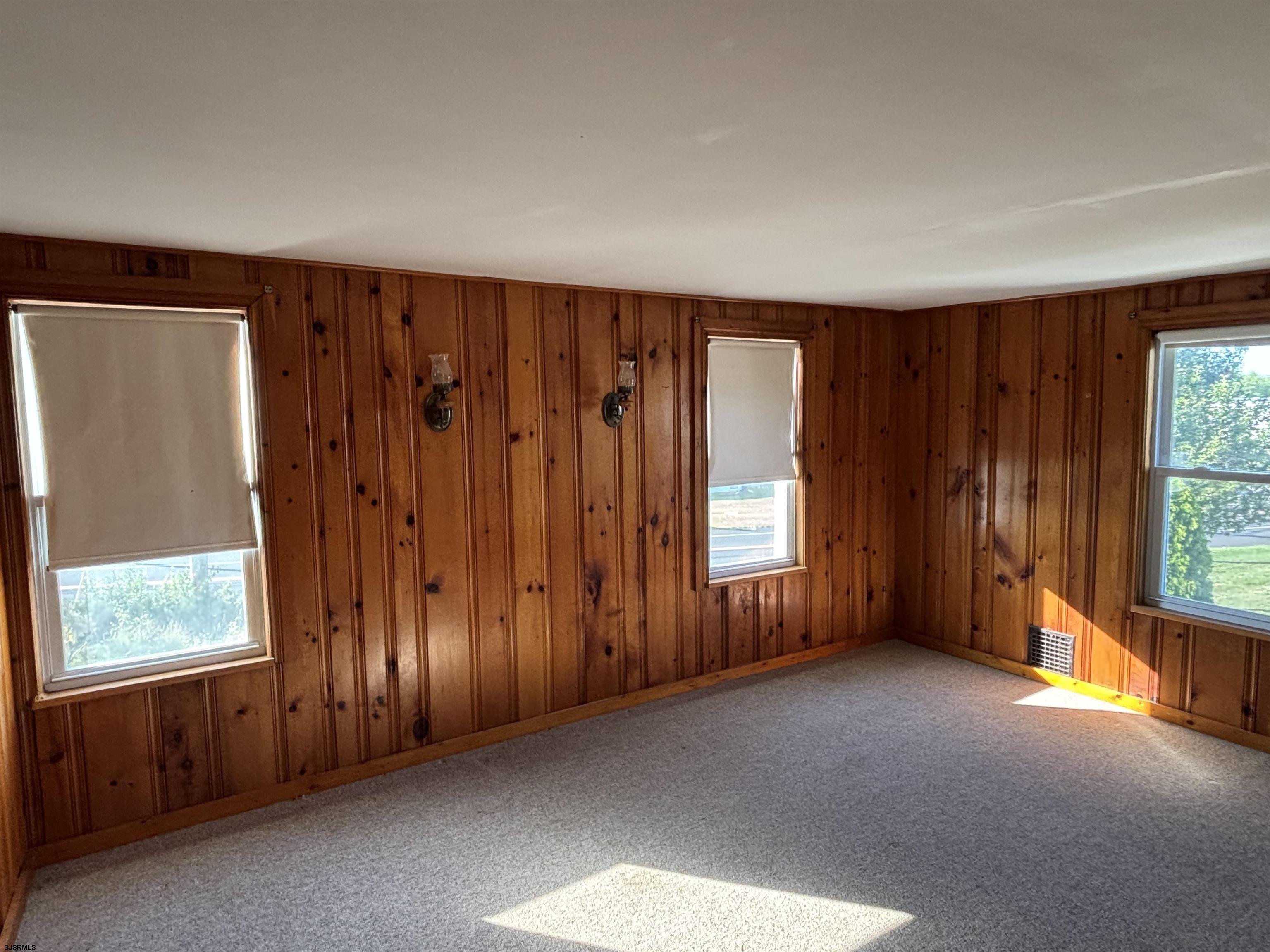 1233 Highway 9 Ocean View, NJ 08230 - Photo 23 of 33