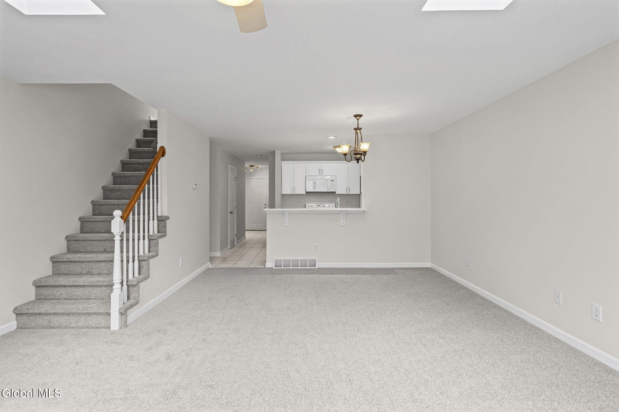 147 Harvard Road Colonie, NY 12189 - Photo 11 of 31 20-web-or-mls-147-harvard-rd