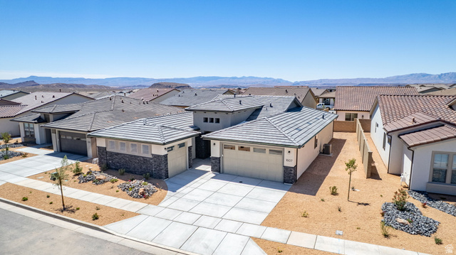 1607 North Daylight Street, Unit 134 Washington, UT 84780 - Photo 2 of 30