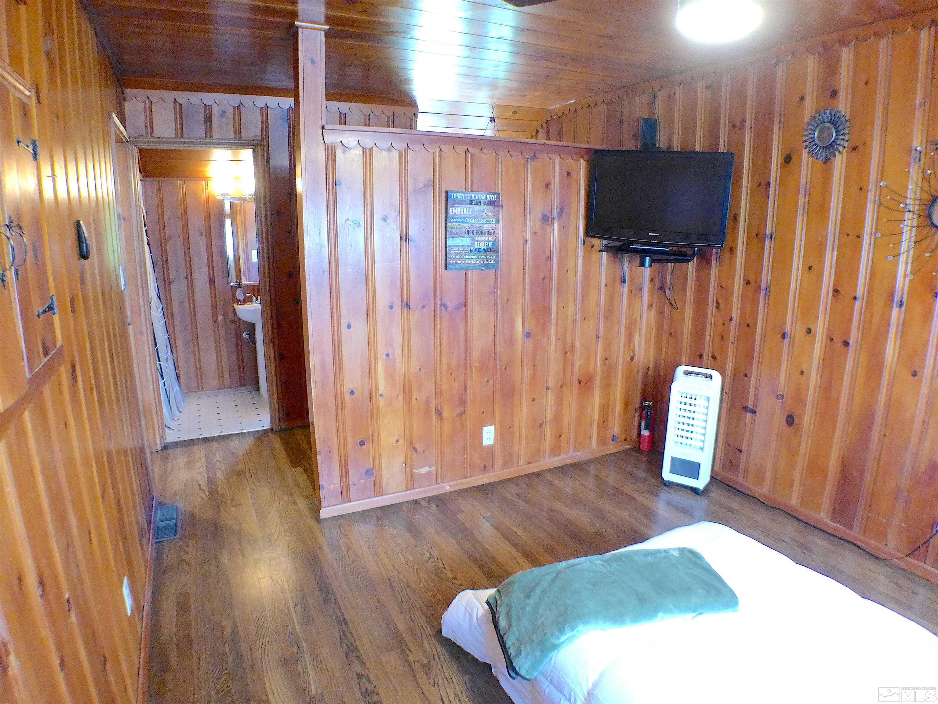 925 Yori Avenue Reno, NV 89502 - Photo 15 of 20 a view of a livingroom with wooden floor