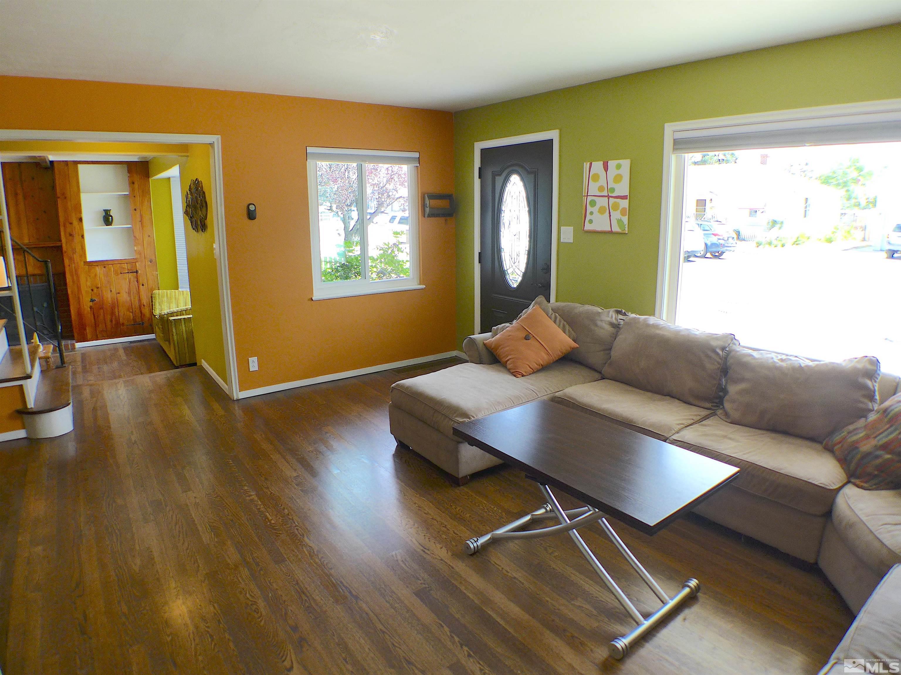 925 Yori Avenue Reno, NV 89502 - Photo 3 of 20 a living room with furniture and a window