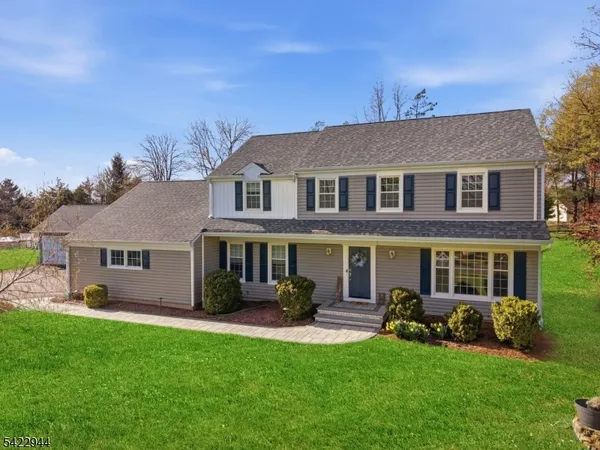 $859,000 | 52 Country Squire Way, Somerville, NJ 08876