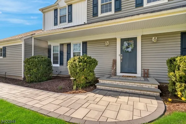 $859,000 | 52 Country Squire Way, Somerville, NJ 08876