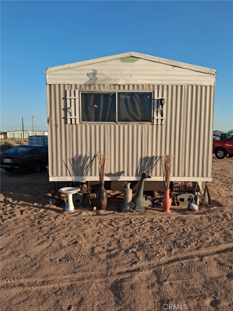 37347 Mulberry Road Hinkley, CA 92347 - Photo 3 of 9