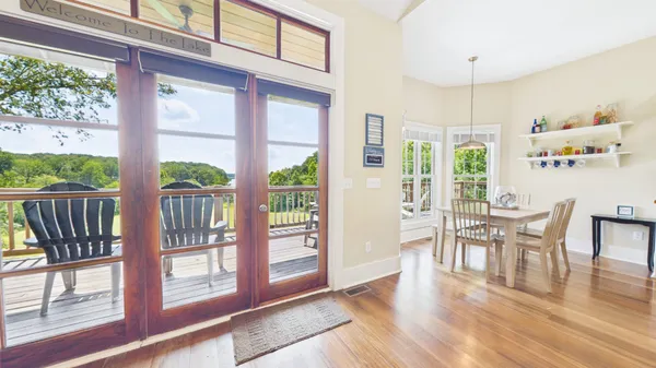 $975,000 | 295 Kipling Circle South, Eddyville, KY 42038