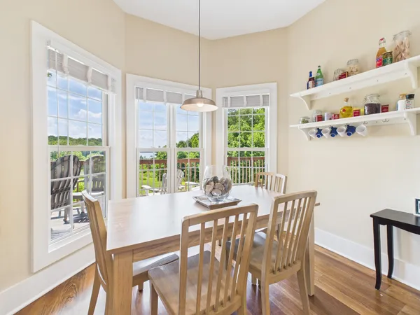 $695,000 | 295 Kipling Circle South, Eddyville, KY 42038