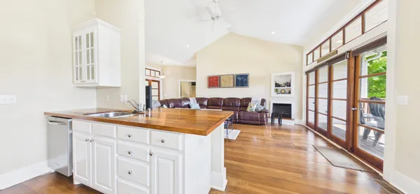 $975,000 | 295 Kipling Circle South, Eddyville, KY 42038