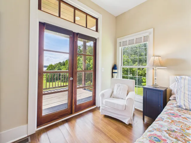 $975,000 | 295 Kipling Circle South, Eddyville, KY 42038