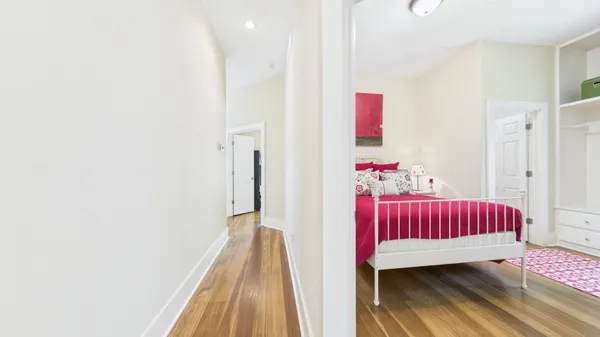 $695,000 | 295 Kipling Circle South, Eddyville, KY 42038